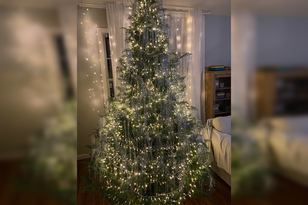 FOTO: Prečo vešiame na stromček pozlátku? Legenda má prekvapivé vysvetlenie, foto 1