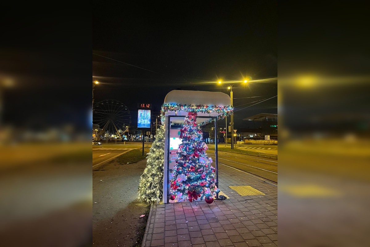 FOTO: Vianočná zastávka na Námestí osloboditeľov od Kauflandu, foto 11