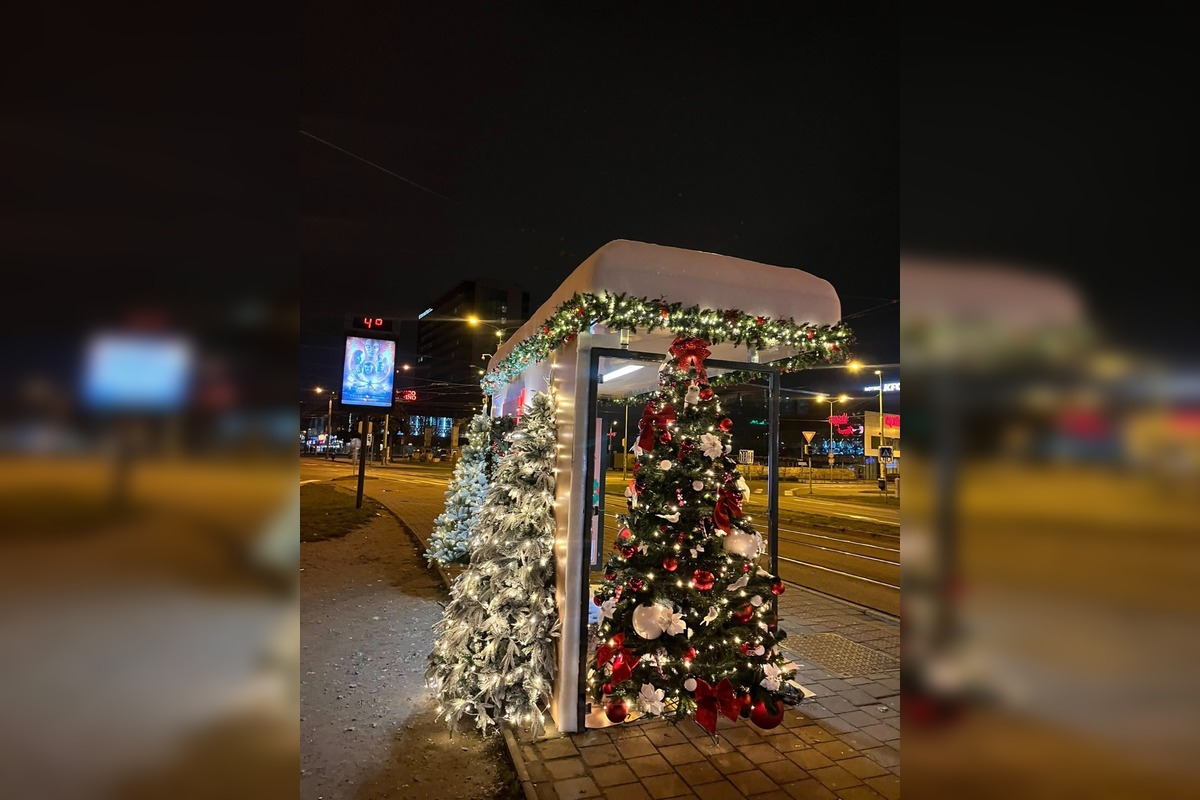 FOTO: Vianočná zastávka na Námestí osloboditeľov od Kauflandu, foto 12