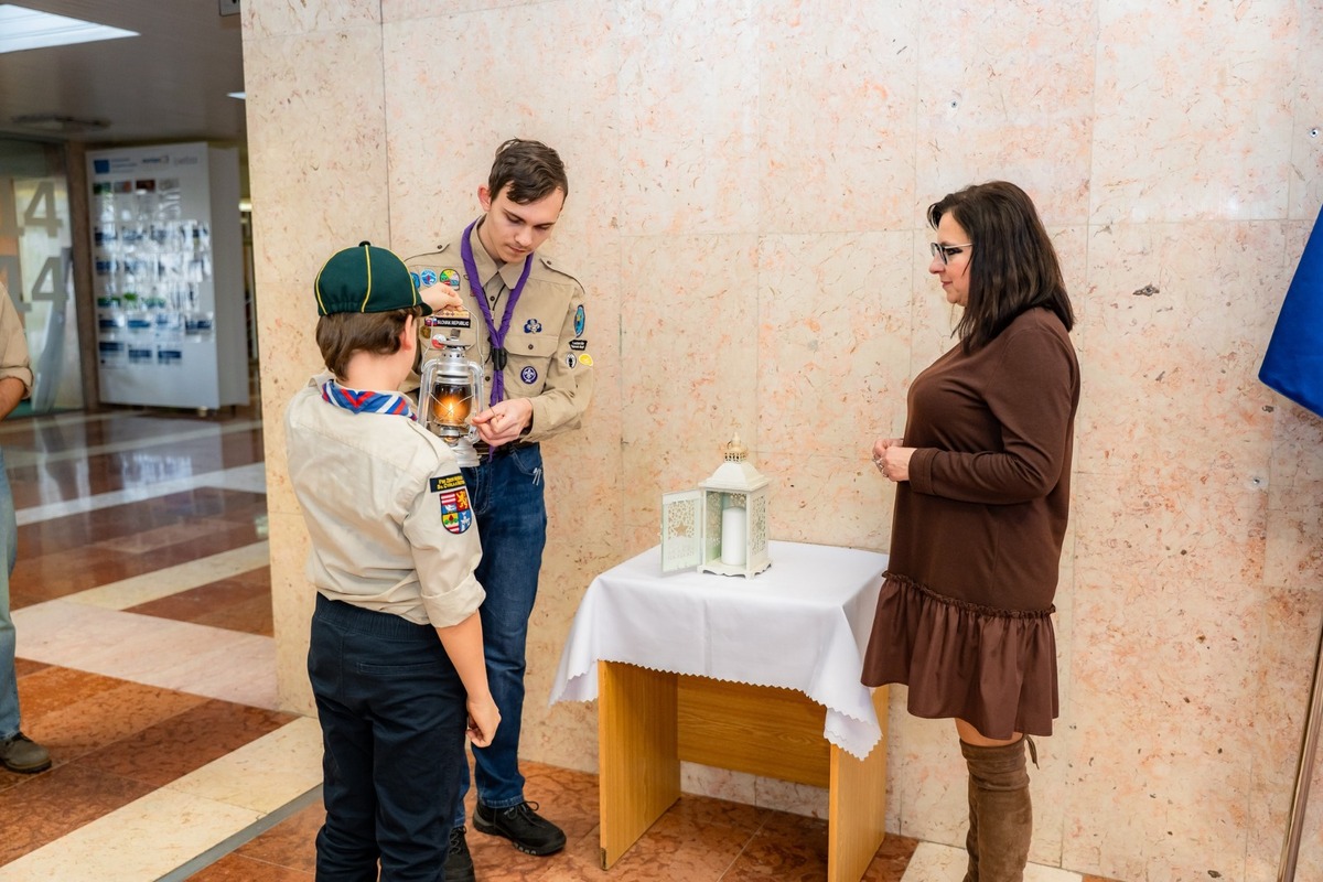 FOTO: Betlehemské svetlo dorazilo na košický magistrát, foto 6