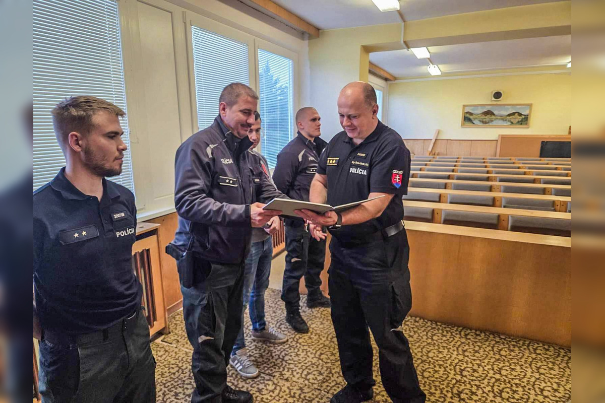 FOTO: Policajti z Rožňavy získali za svoju odvahu významné ocenenie, foto 4
