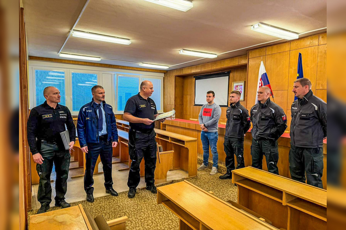 FOTO: Policajti z Rožňavy získali za svoju odvahu významné ocenenie, foto 5