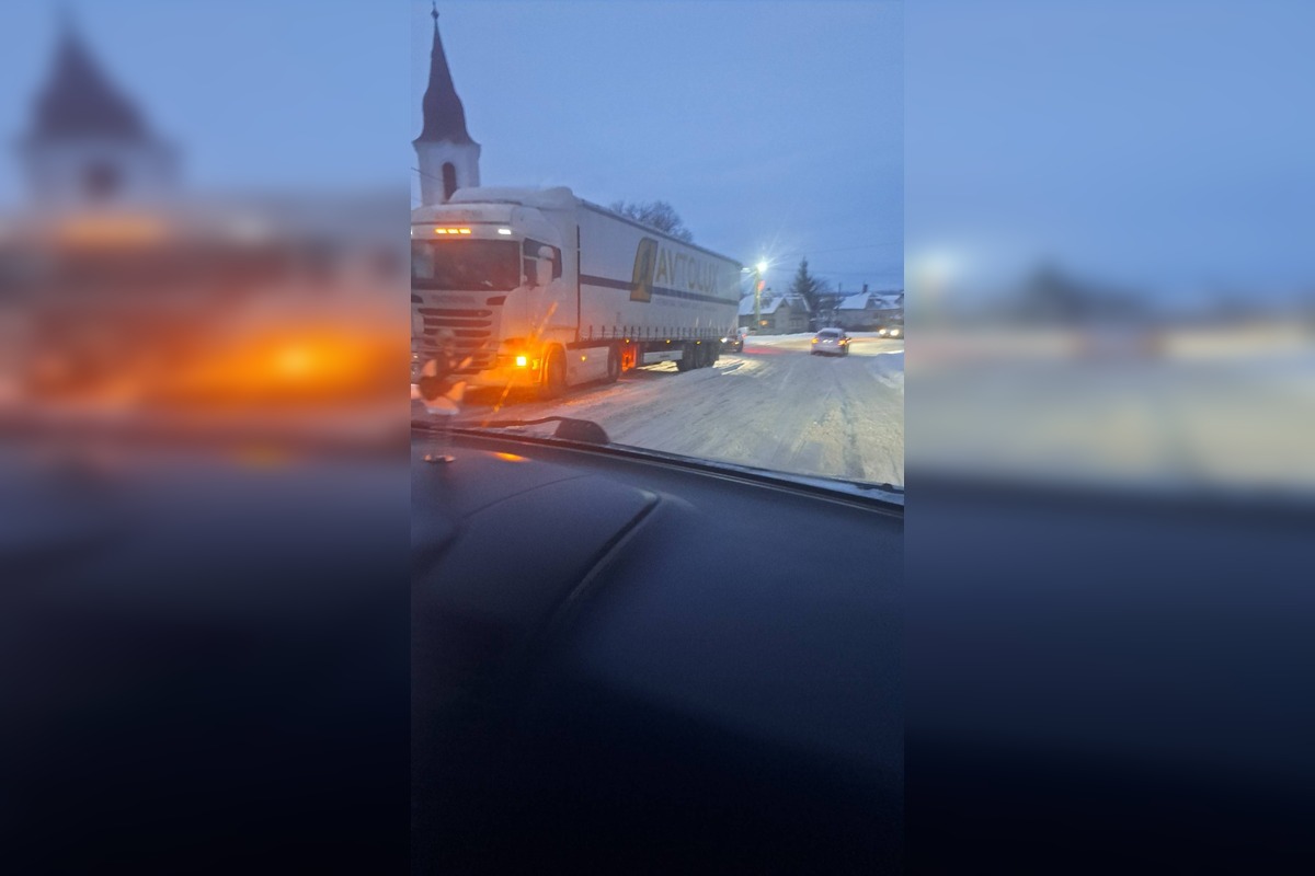 FOTO: Snehová kalamita zasiahla Košický kraj, foto 4