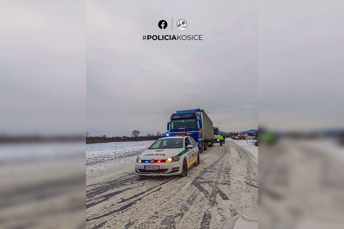 FOTO: Snehová kalamita zasiahla Košický kraj, foto 6