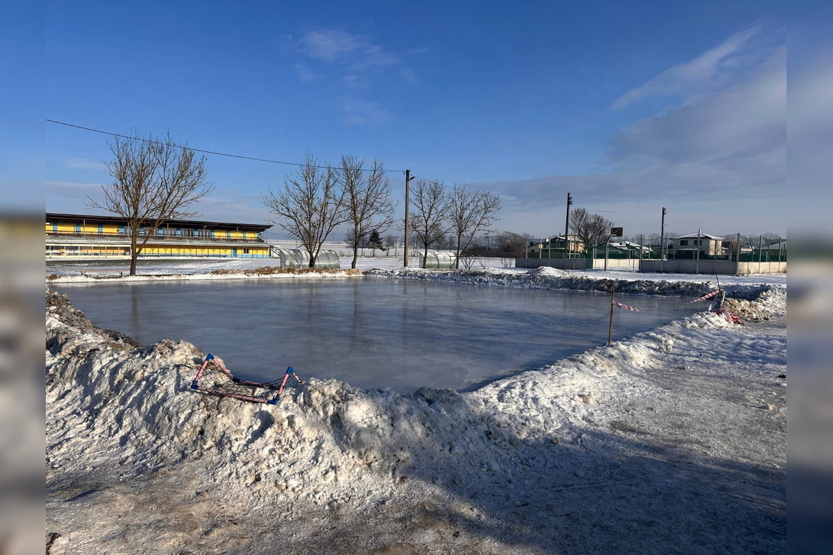 FOTO: V Košickom kraji pribúdajú ľadové plochy na korčuľovanie, foto 4
