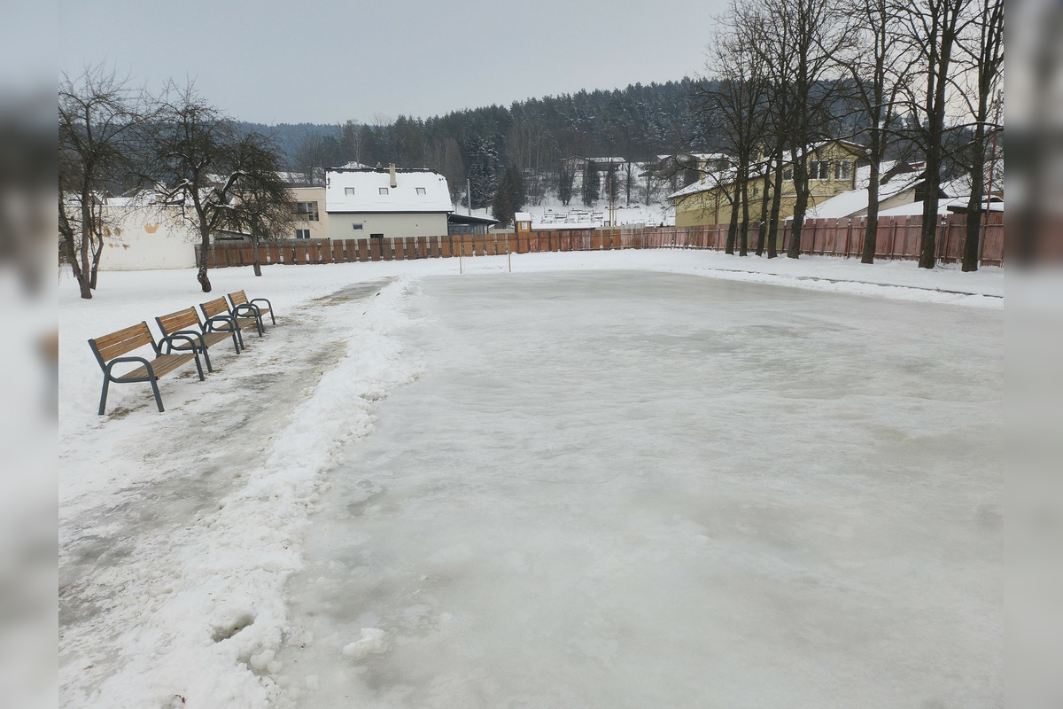 FOTO: V Košickom kraji pribúdajú ľadové plochy na korčuľovanie, foto 6