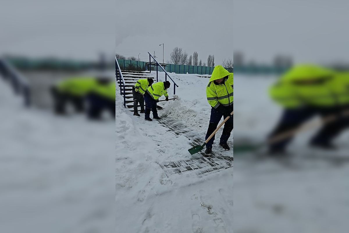 FOTO: Zimná údržba chodníkov v Košiciach, foto 11