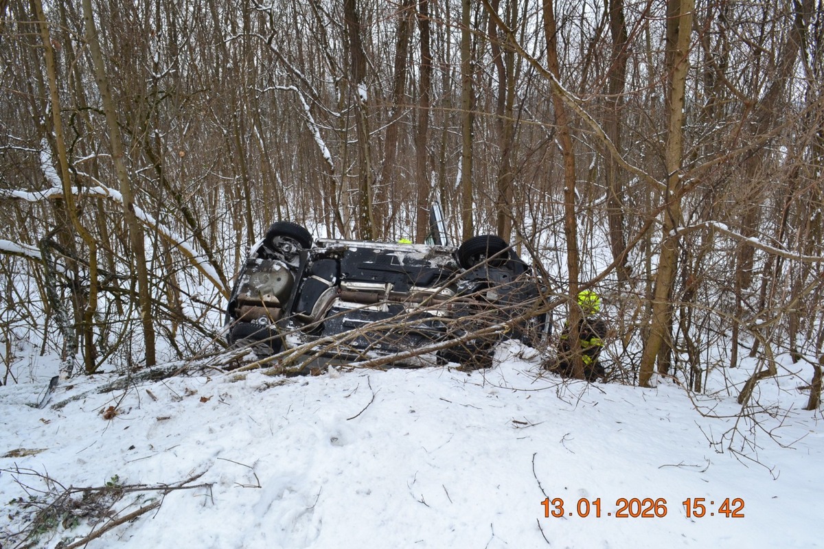 FOTO: Vážna nehoda v trebišovskom okrese, foto 4