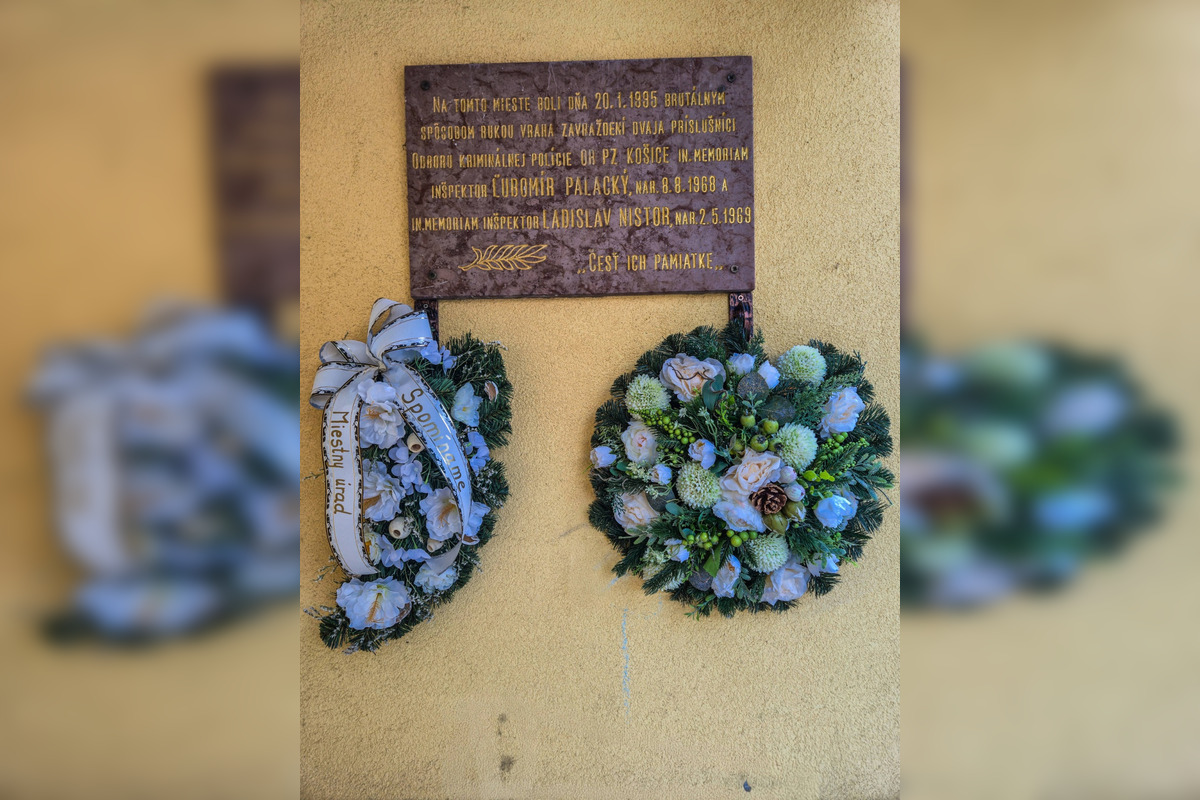 Policajti si pripomenuli 30. výročie vraždy ich kolegov, foto 8