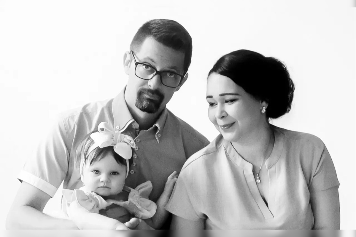 FOTO: Tragédia v oceliarňach pripravila Majku a malú Emku o hlavu rodiny, foto 1