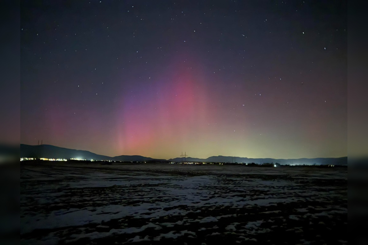 FOTO: Polárna žiara nad Slovenskom rozjasnila oblohu aj v utorok, foto 1