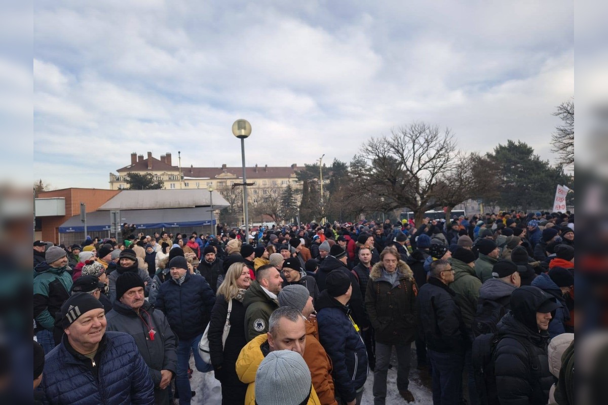 FOTO: Štrajkový míting zamestnancov U. S. Steel, foto 2