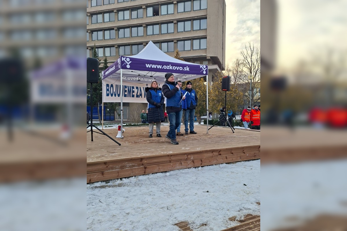 FOTO: Štrajkový míting zamestnancov U. S. Steel, foto 3