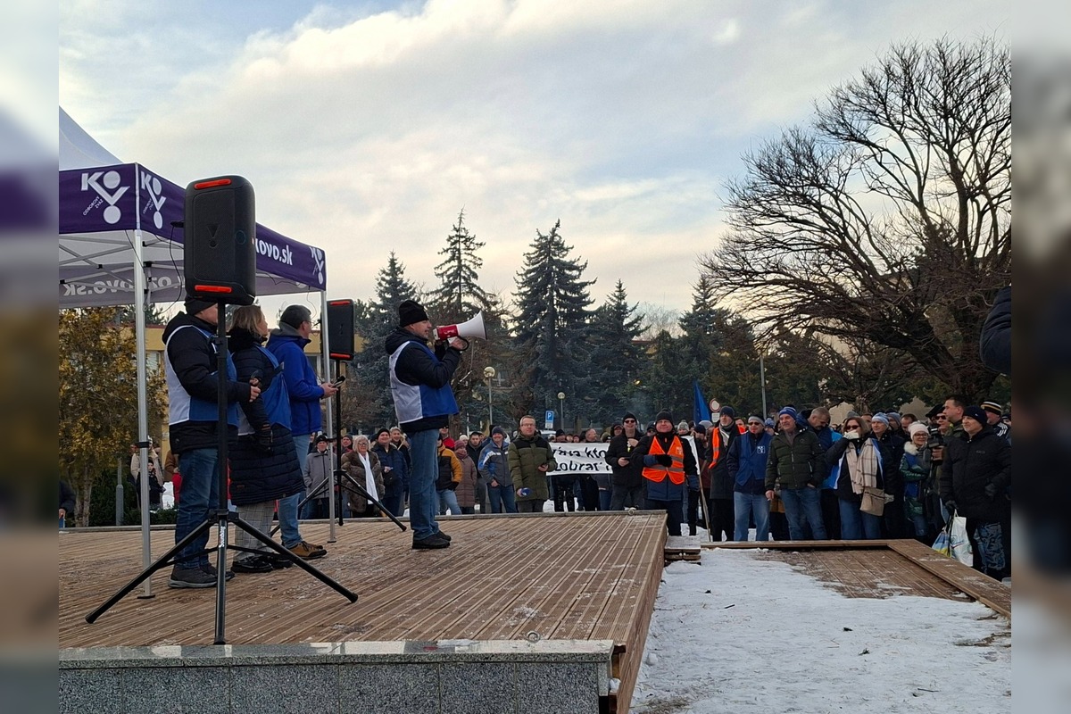FOTO: Štrajkový míting zamestnancov U. S. Steel, foto 6