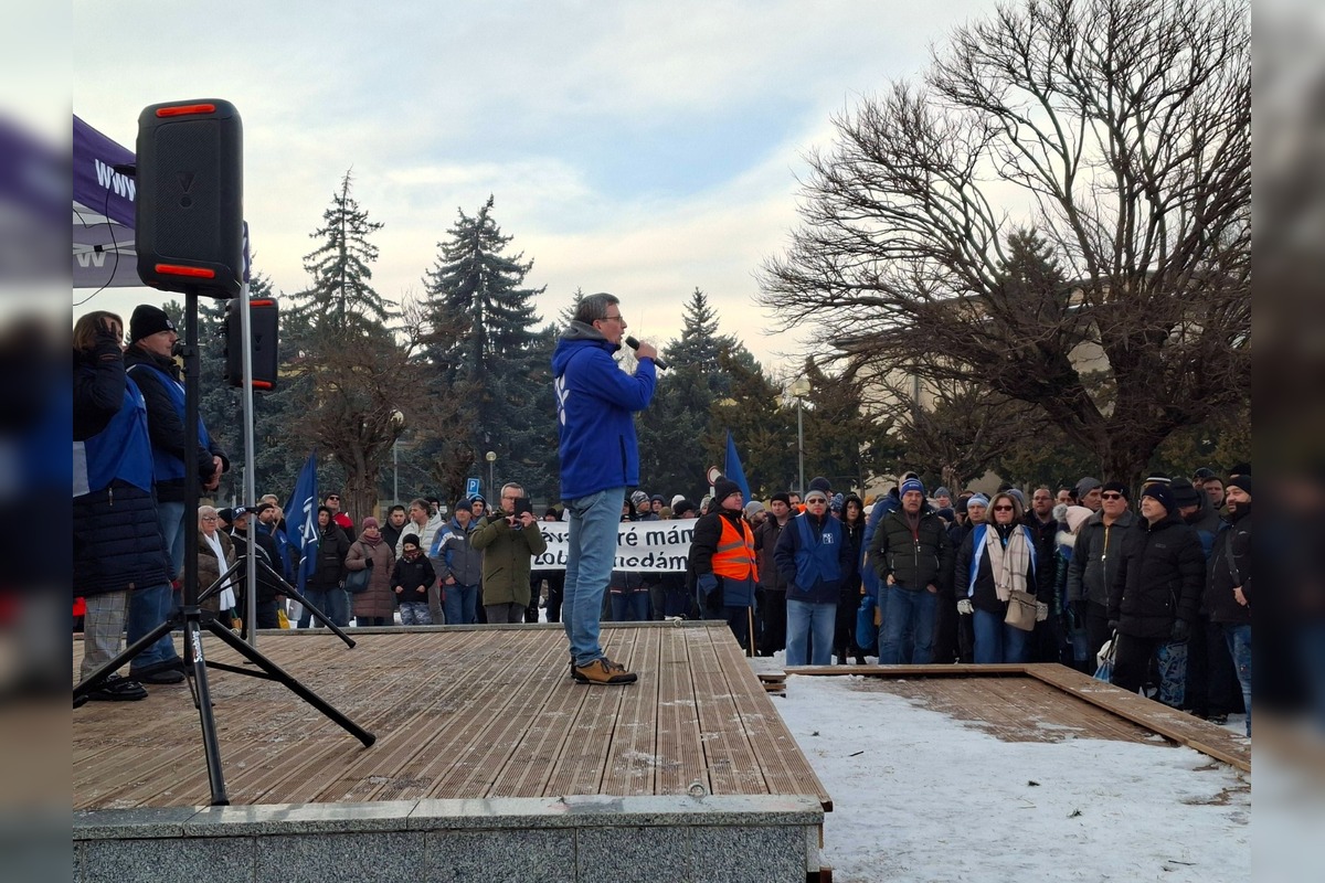 FOTO: Štrajkový míting zamestnancov U. S. Steel, foto 9