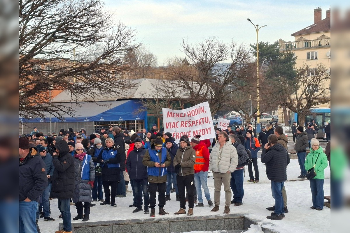 FOTO: Štrajkový míting zamestnancov U. S. Steel, foto 15