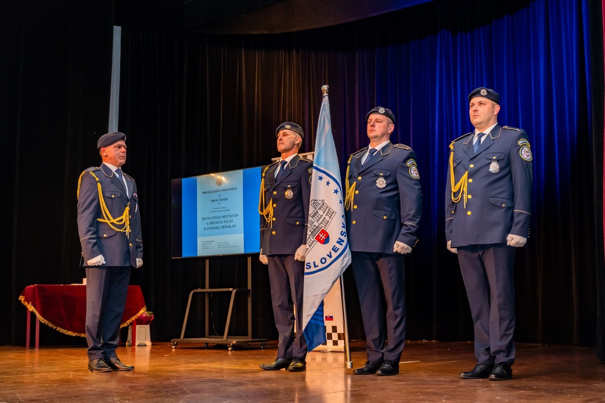 FOTO: Ocenili košických mestských policajtov, foto 1