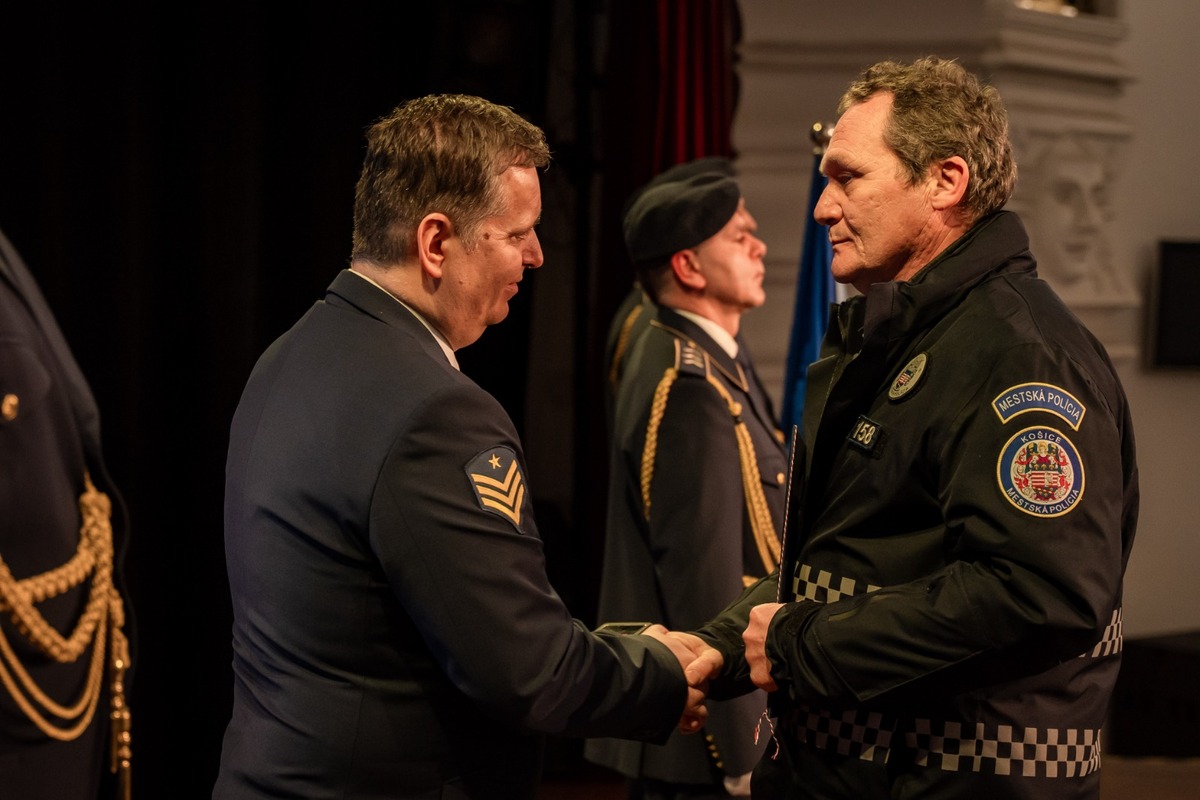 FOTO: Ocenili košických mestských policajtov, foto 3