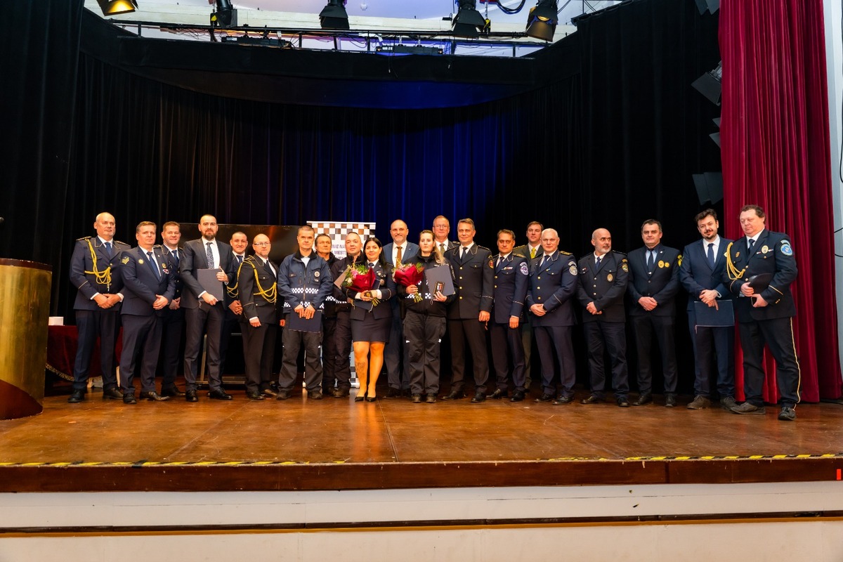 FOTO: Ocenili košických mestských policajtov, foto 10