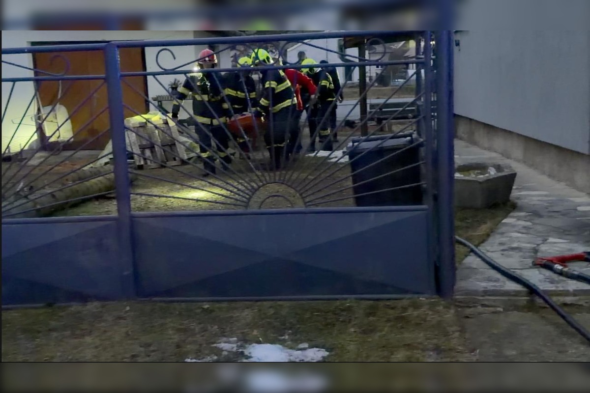 FOTO: Požiar rodinného domu v Harichovciach, foto 2