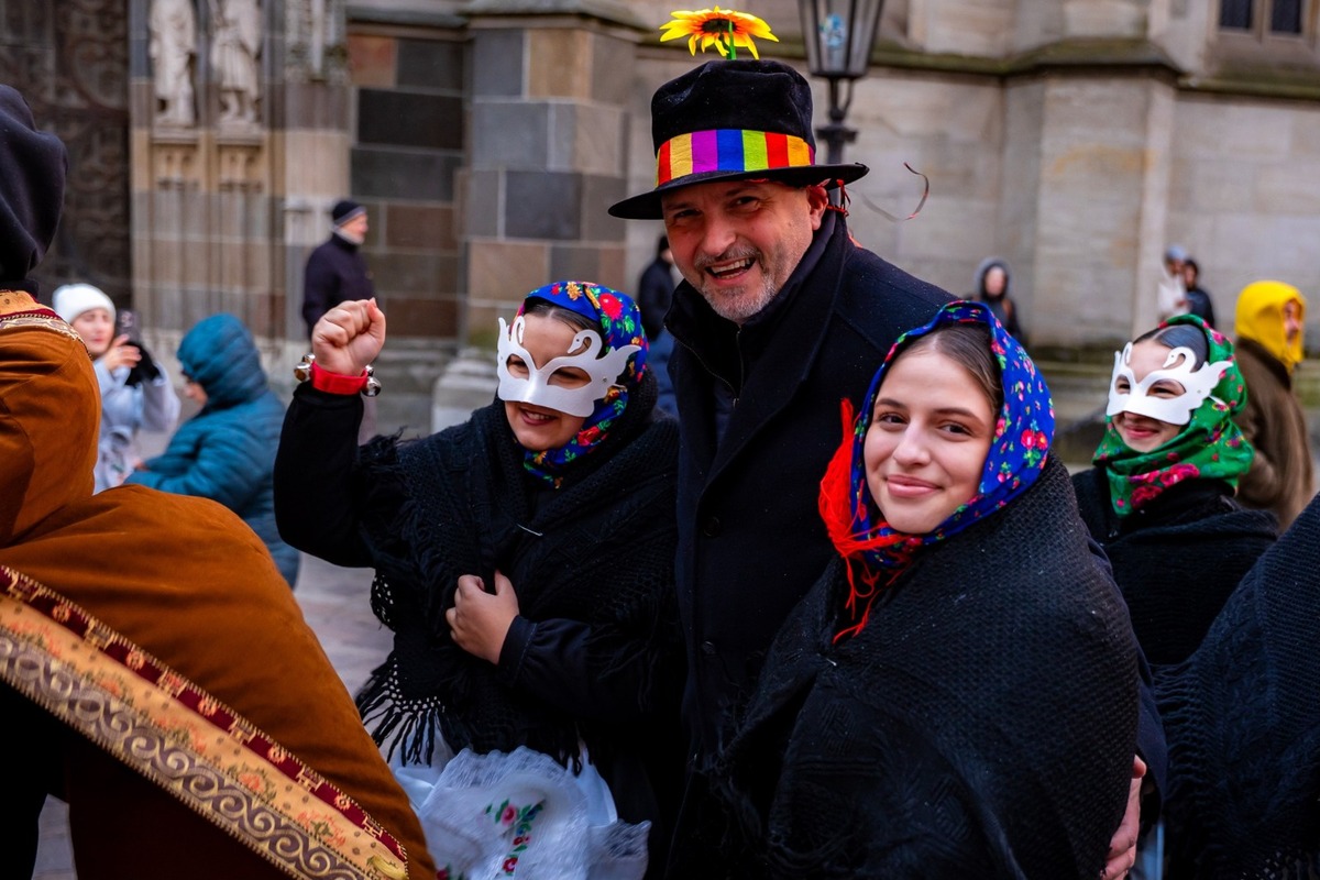 FOTO: Fašiangový sprievod centrom Košíc či sladká šiškománia, takto vyzerali slávnosti v metropole východu, foto 15