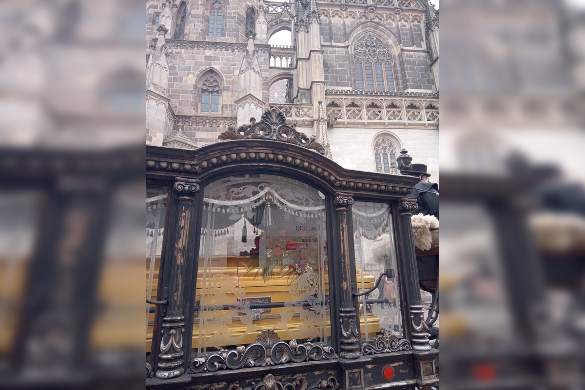 FOTO: Pohreb rómskeho kráľa Róberta Botoša, foto 6