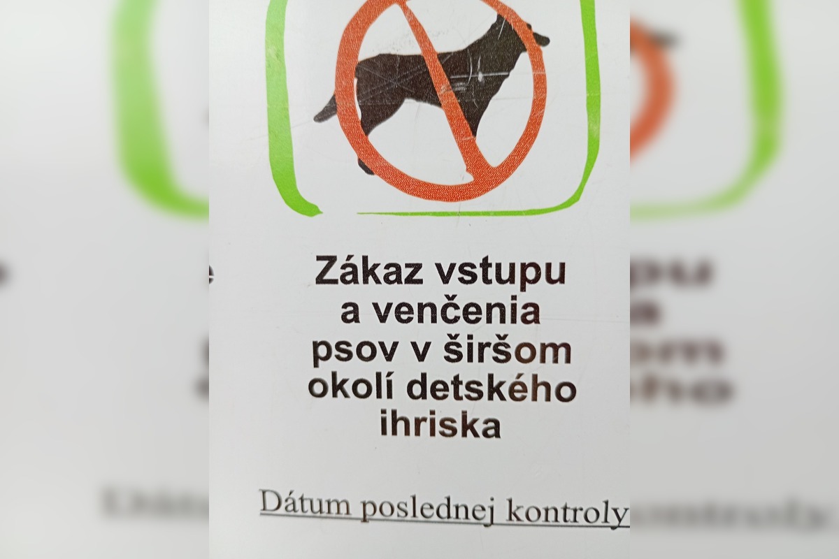 FOTO: Detské ihriská v Trebišove sú plné exkrementov, foto 5