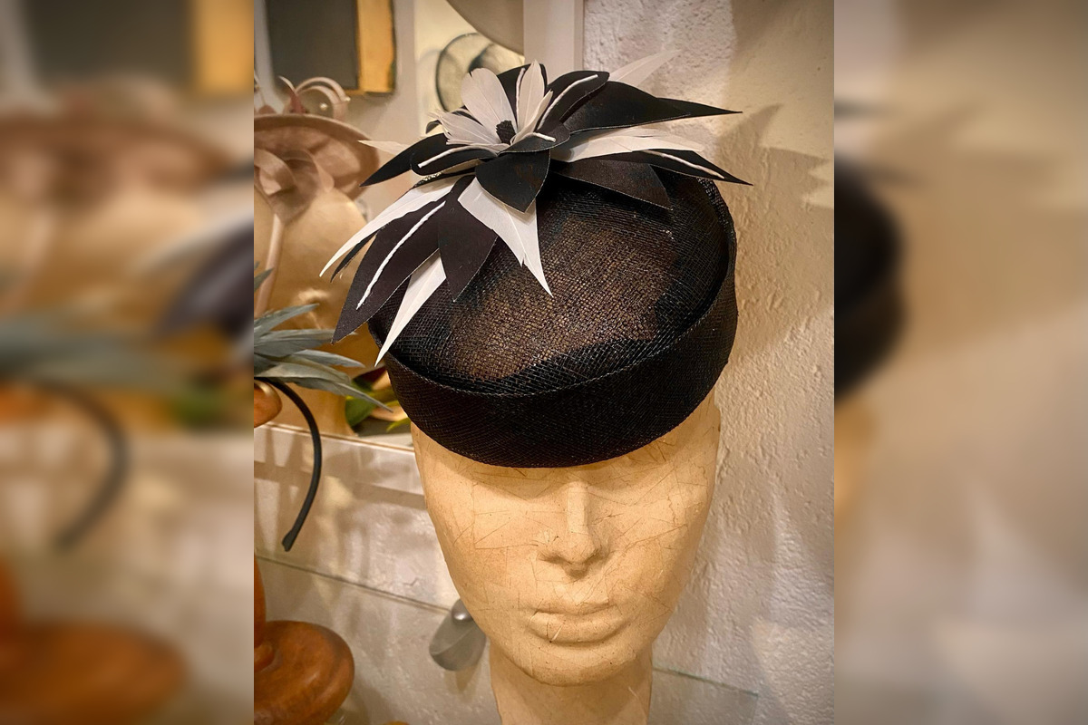 FOTO: Na košickej Hlavnej ulici vznikajú nádherné klobúky, foto 2