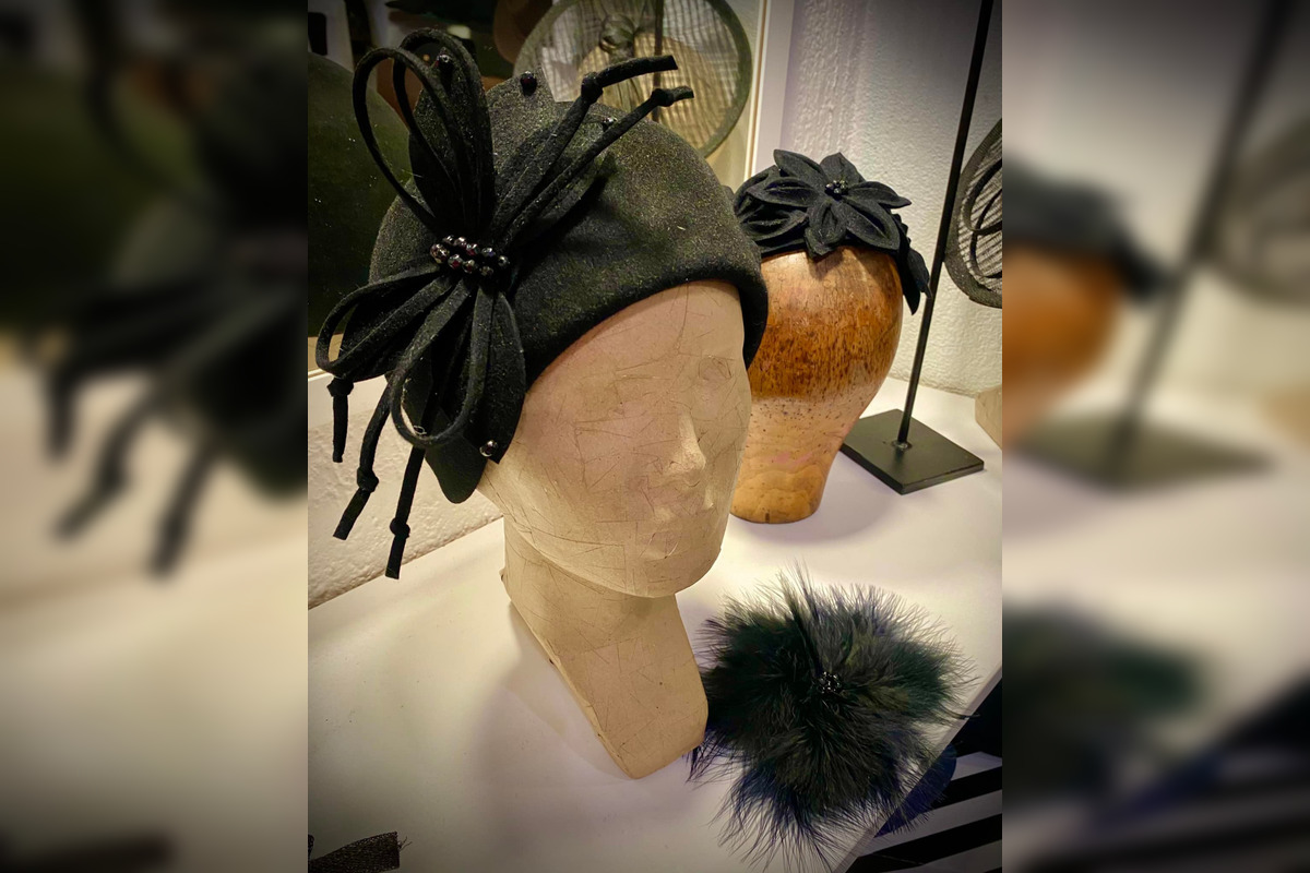 FOTO: Na košickej Hlavnej ulici vznikajú nádherné klobúky, foto 5