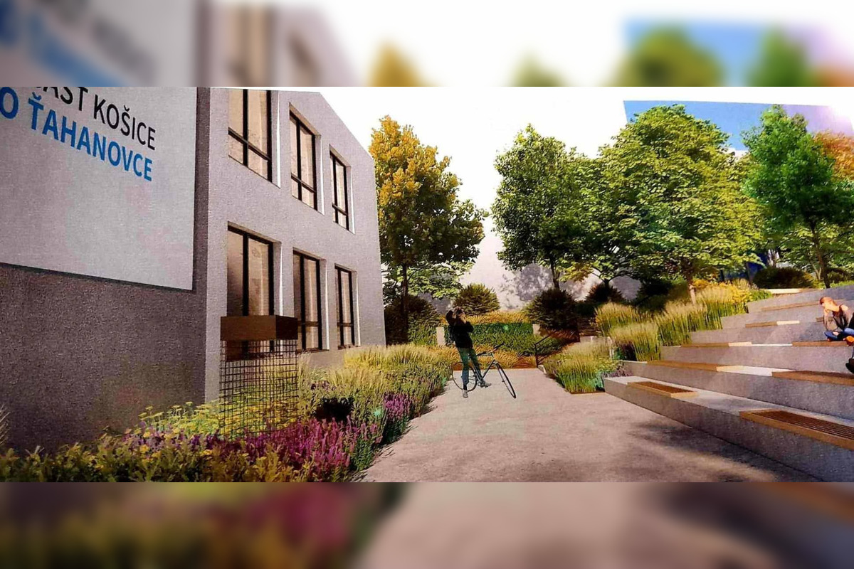 FOTO: Starosta košického sídliska ukázal obyvateľom návrhy komunitnej kaviarne, foto 6