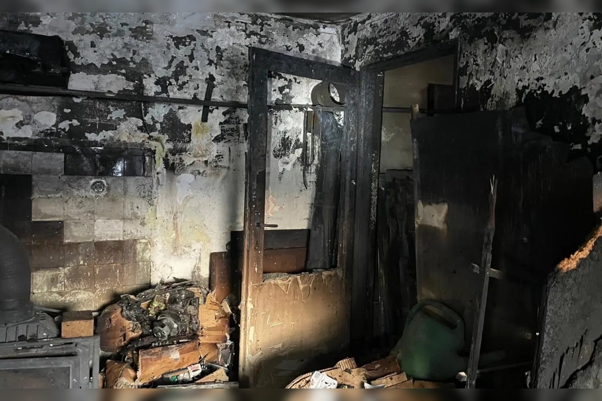 FOTO: Pri Košiciach takmer do tla zhorel dom, žil v ňom člen opozičnej strany, foto 2