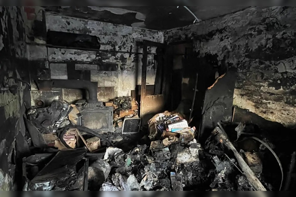 FOTO: Pri Košiciach takmer do tla zhorel dom, žil v ňom člen opozičnej strany, foto 3