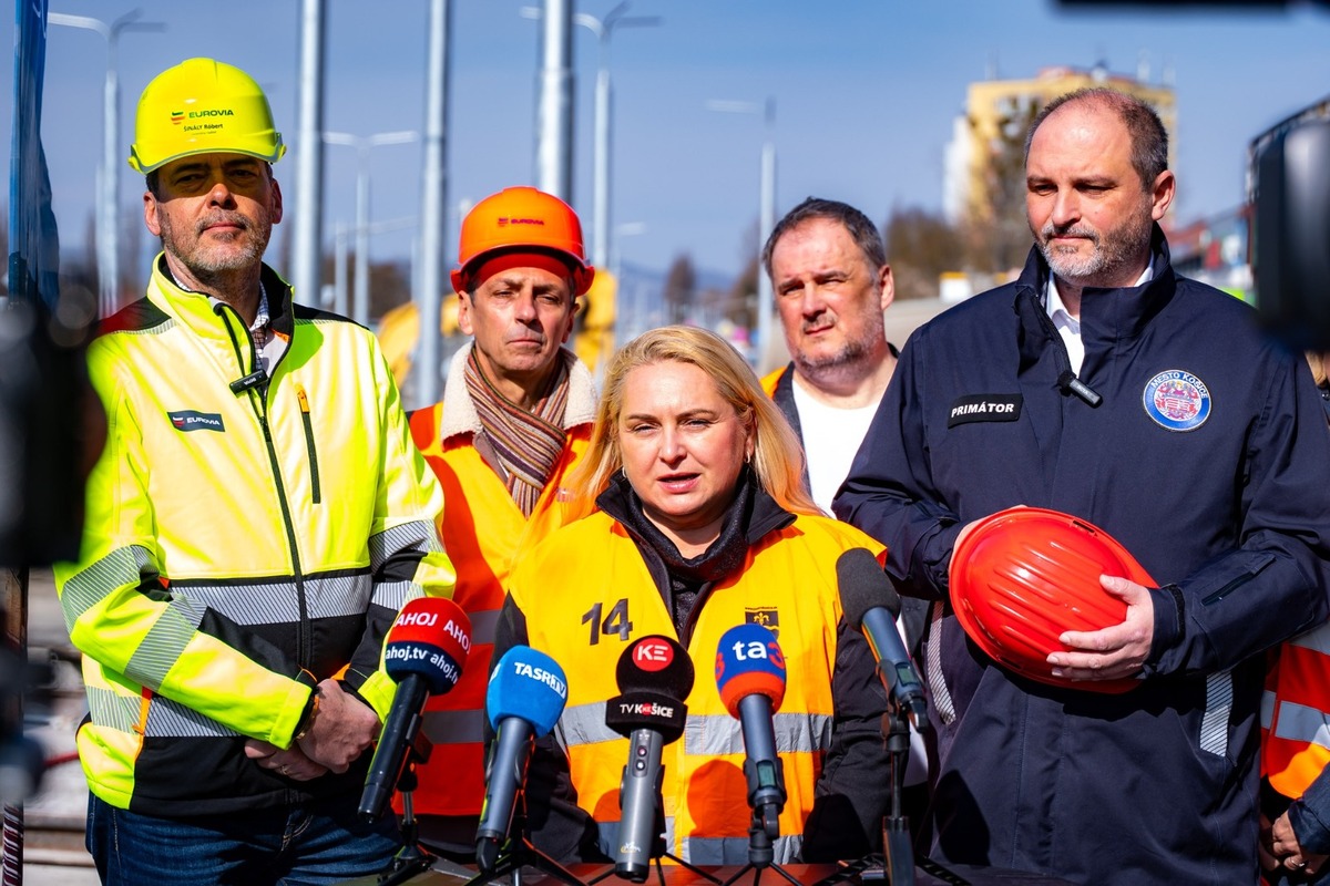 FOTO: Modernizácia električkovej trate Nad jazerom, foto 7