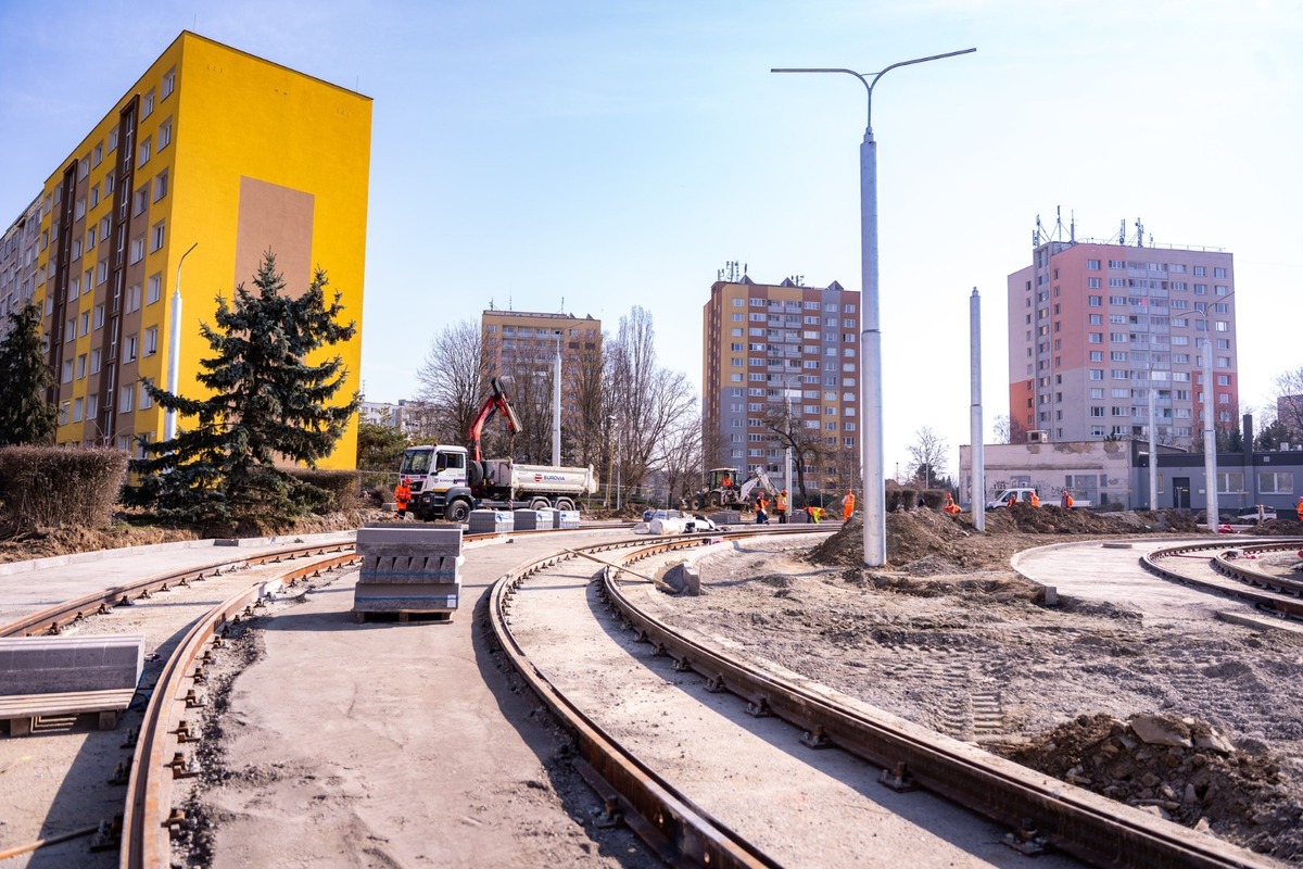 FOTO: Modernizácia električkovej trate Nad jazerom, foto 3