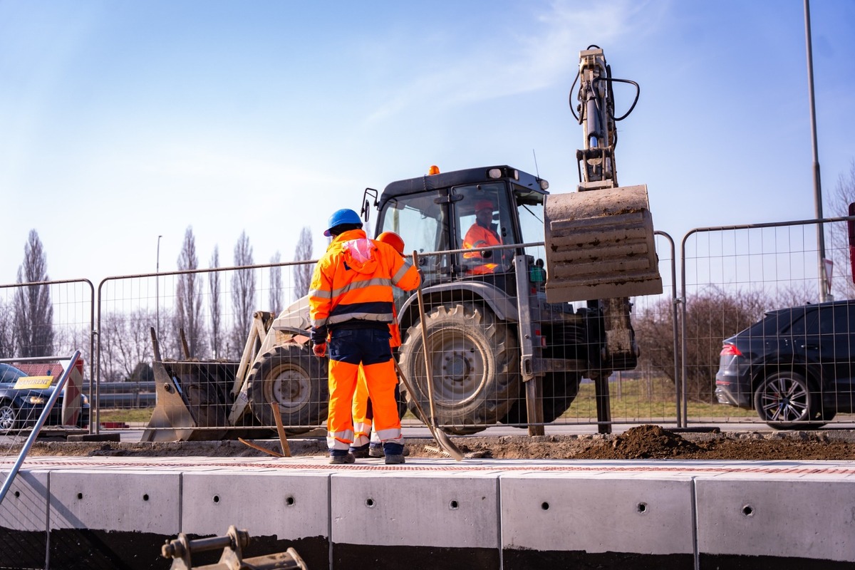 FOTO: Modernizácia električkovej trate Nad jazerom, foto 12