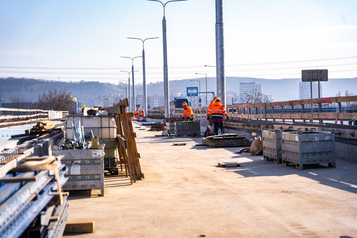 FOTO: Modernizácia električkovej trate Nad jazerom, foto 13