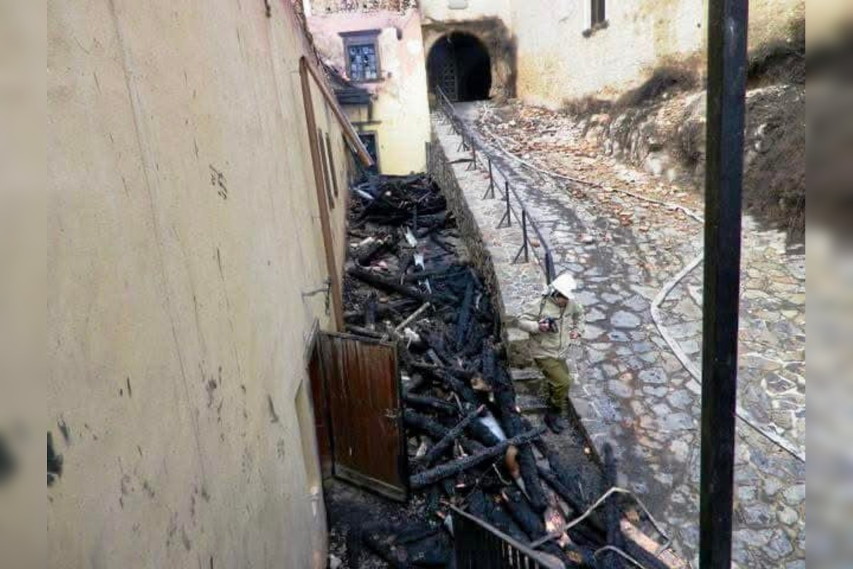 FOTO: Krásnu Hôrku pred 14 rokmi pohltili ničivé plamene, foto 4