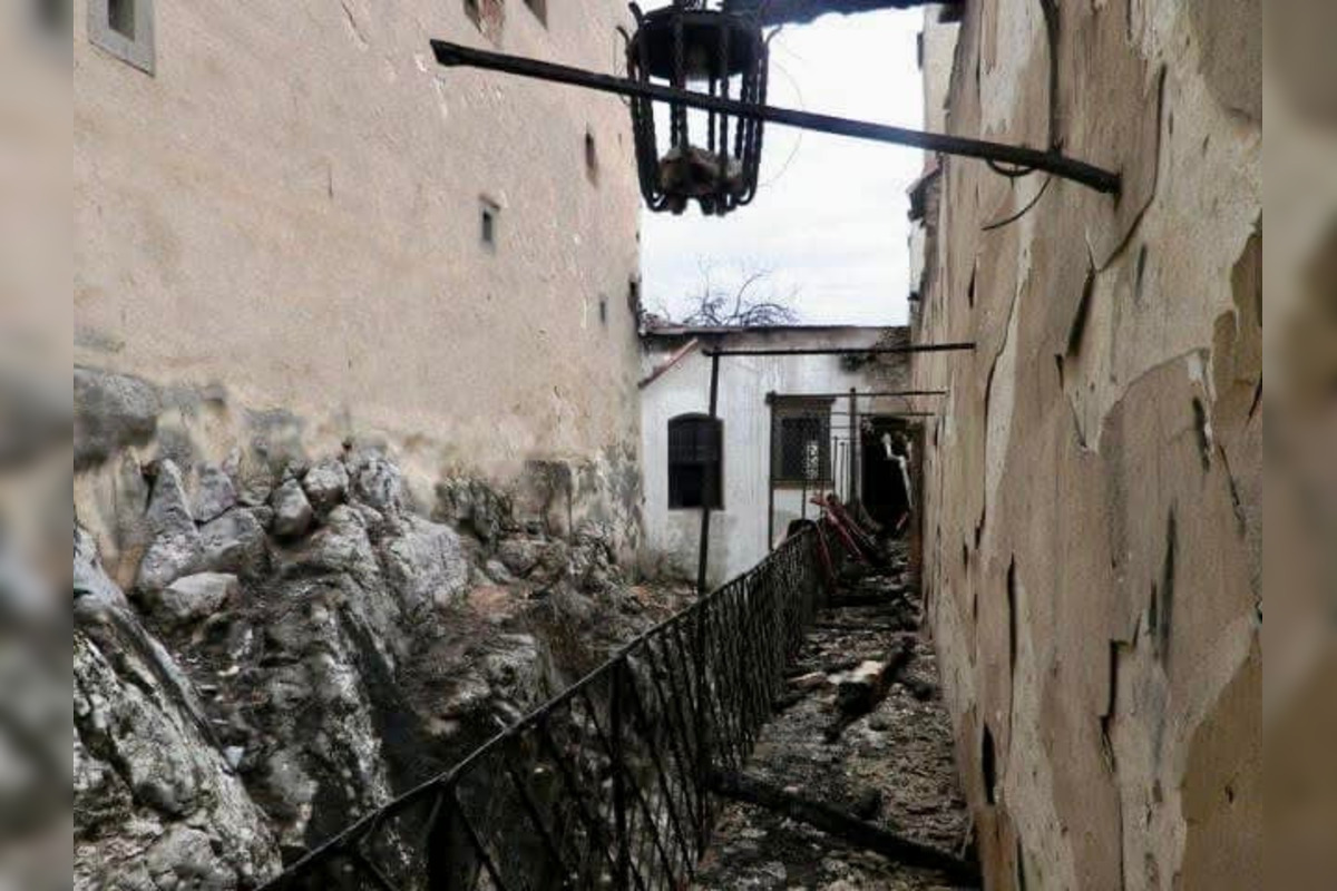 FOTO: Krásnu Hôrku pred 14 rokmi pohltili ničivé plamene, foto 23