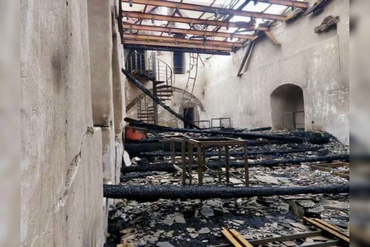 FOTO: Krásnu Hôrku pred 14 rokmi pohltili ničivé plamene, foto 26