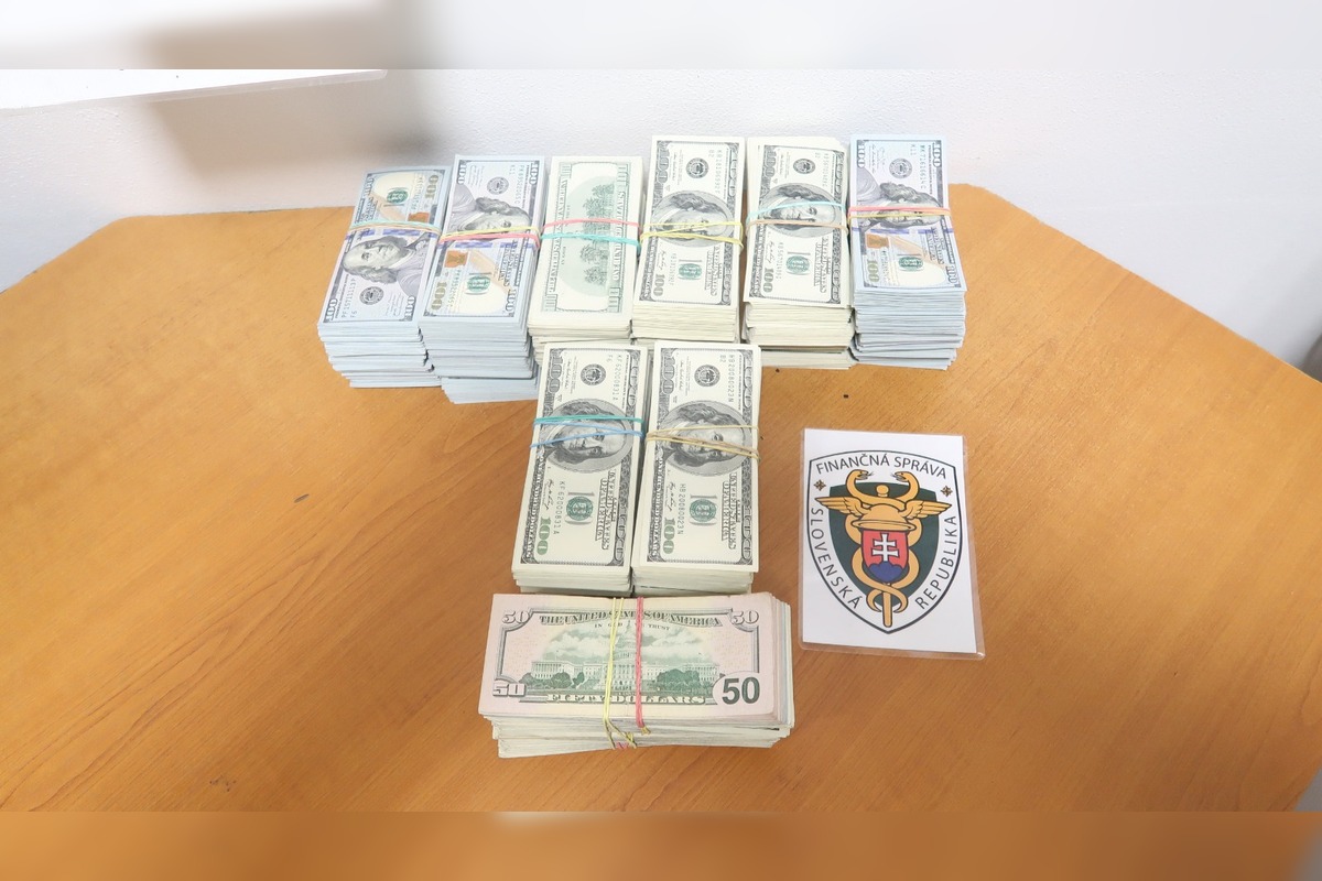 FOTO: Colníkom na východe sa podarili poriadne úlovky, foto 1