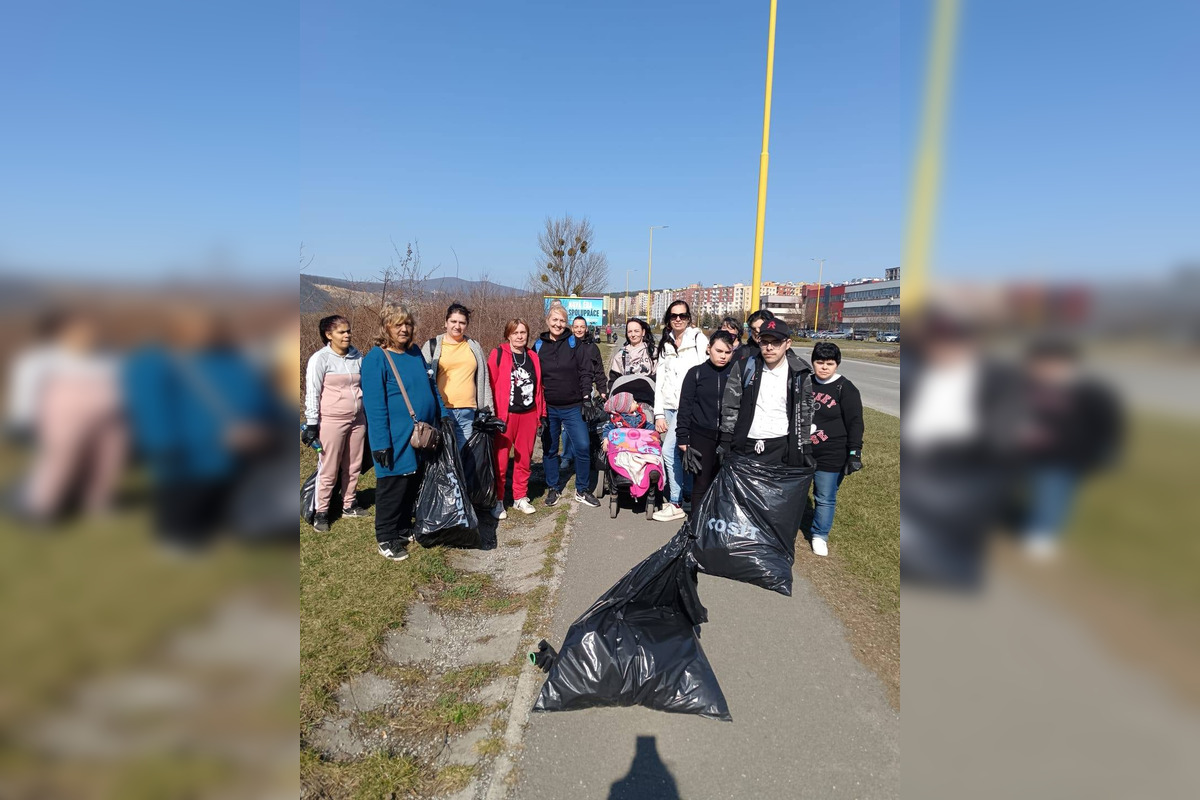FOTO: Ťahanovčania majú za sebou ďalšiu jarnú brigádu, foto 22