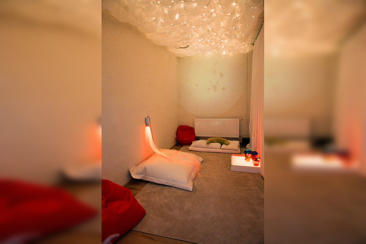 FOTO: V Košiciach sa strihala páska nových priestorov pre Službu včasnej intervencie, foto 10