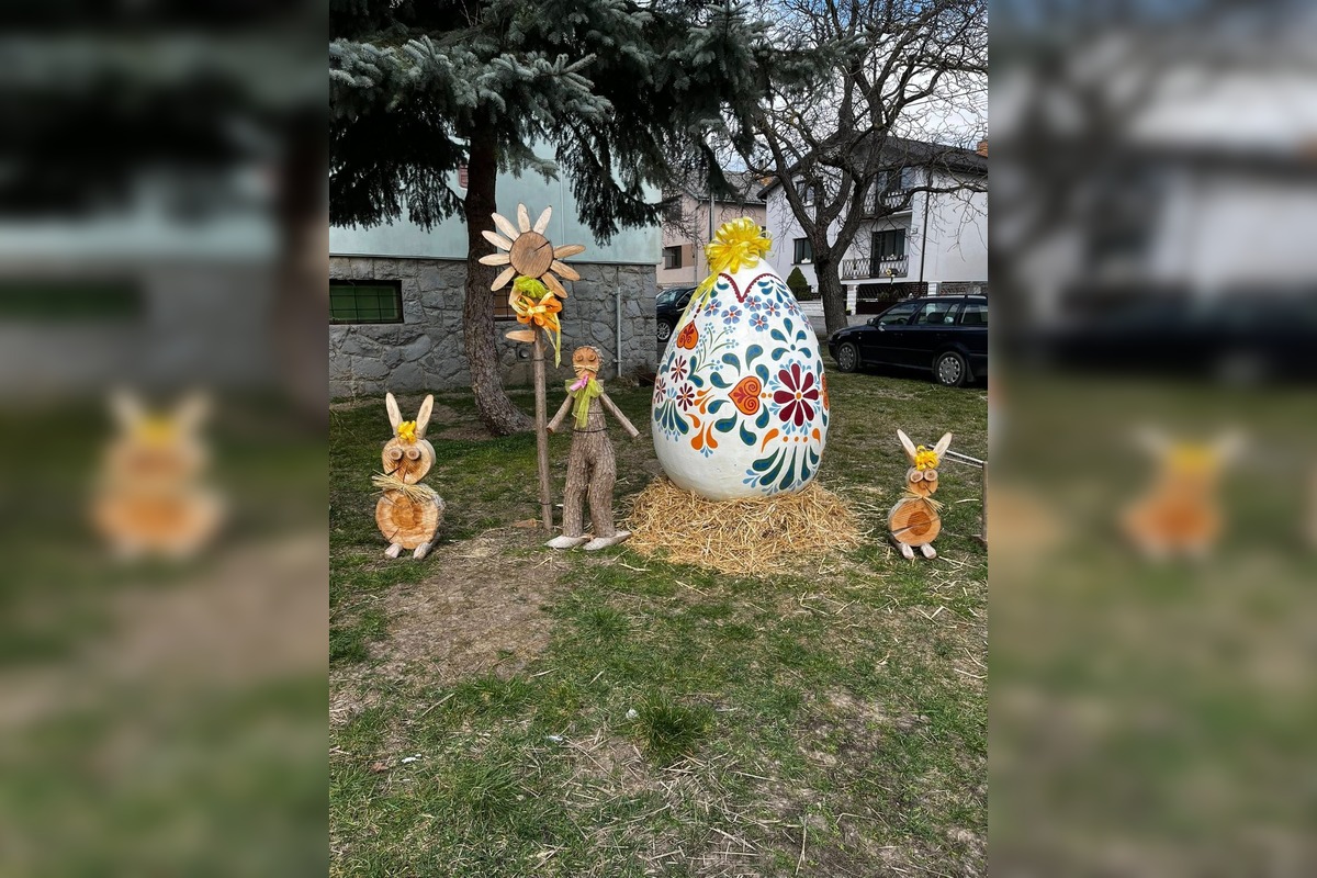 FOTO: Veľkonočná výzdoba v obciach a mestách na východe Slovenska, foto 15