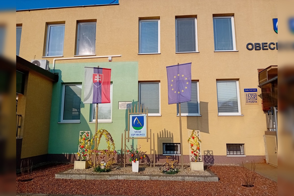 FOTO: Veľkonočná výzdoba v obciach a mestách na východe Slovenska, foto 20