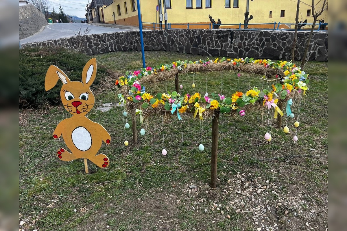 FOTO: Veľkonočná výzdoba v obciach a mestách na východe Slovenska, foto 37