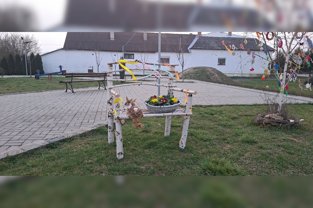 FOTO: Veľkonočná výzdoba v obciach a mestách na východe Slovenska, foto 44