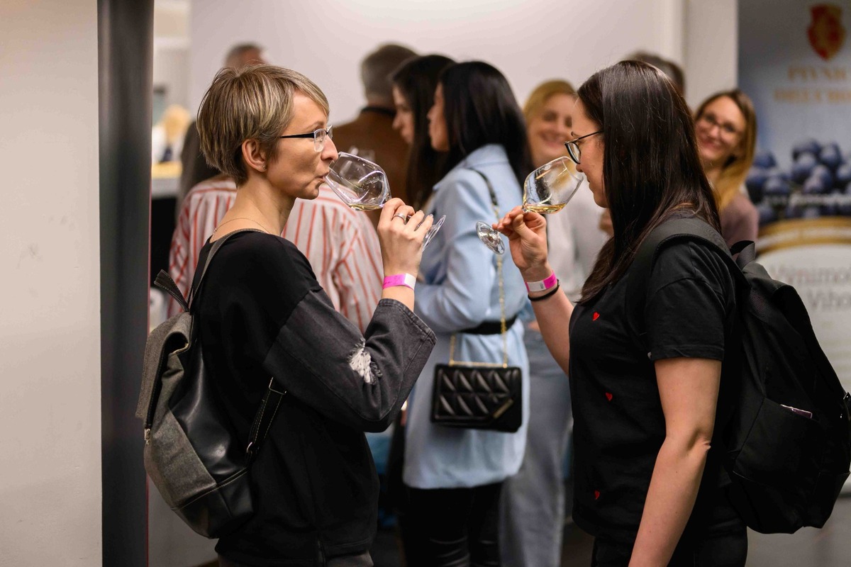 FOTO: Nevinne o víne v Košiciach, foto 12