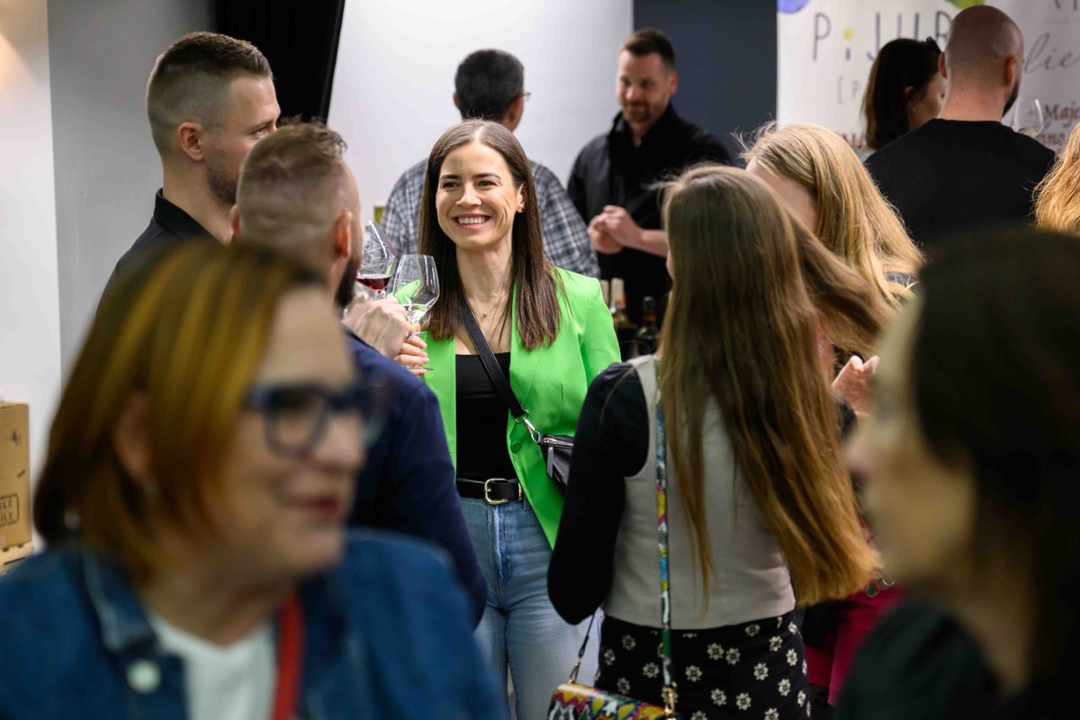 FOTO: Nevinne o víne v Košiciach, foto 33