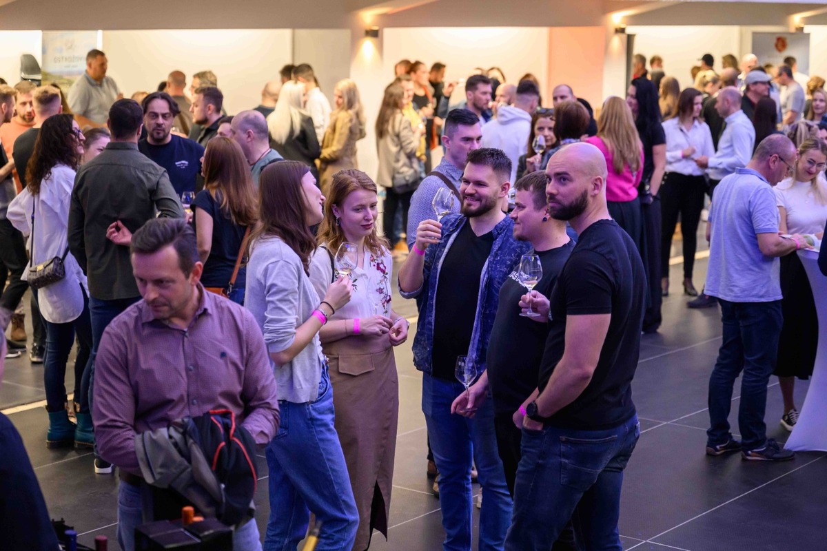 FOTO: Nevinne o víne v Košiciach, foto 41