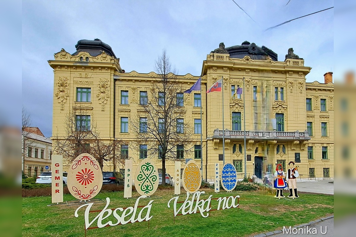 FOTO: Veľkonočná výzdoba v obciach a mestách na východe Slovenska, foto 12